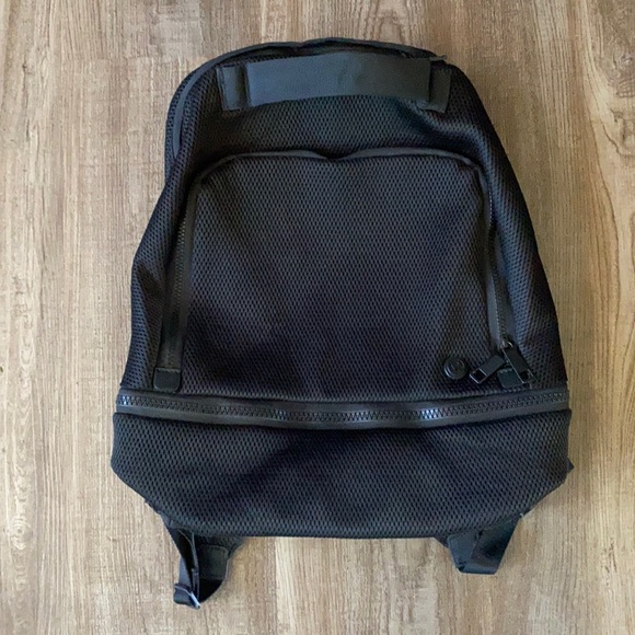 Lululemon Adventurer Backpack